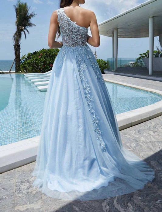 Idirs Gown