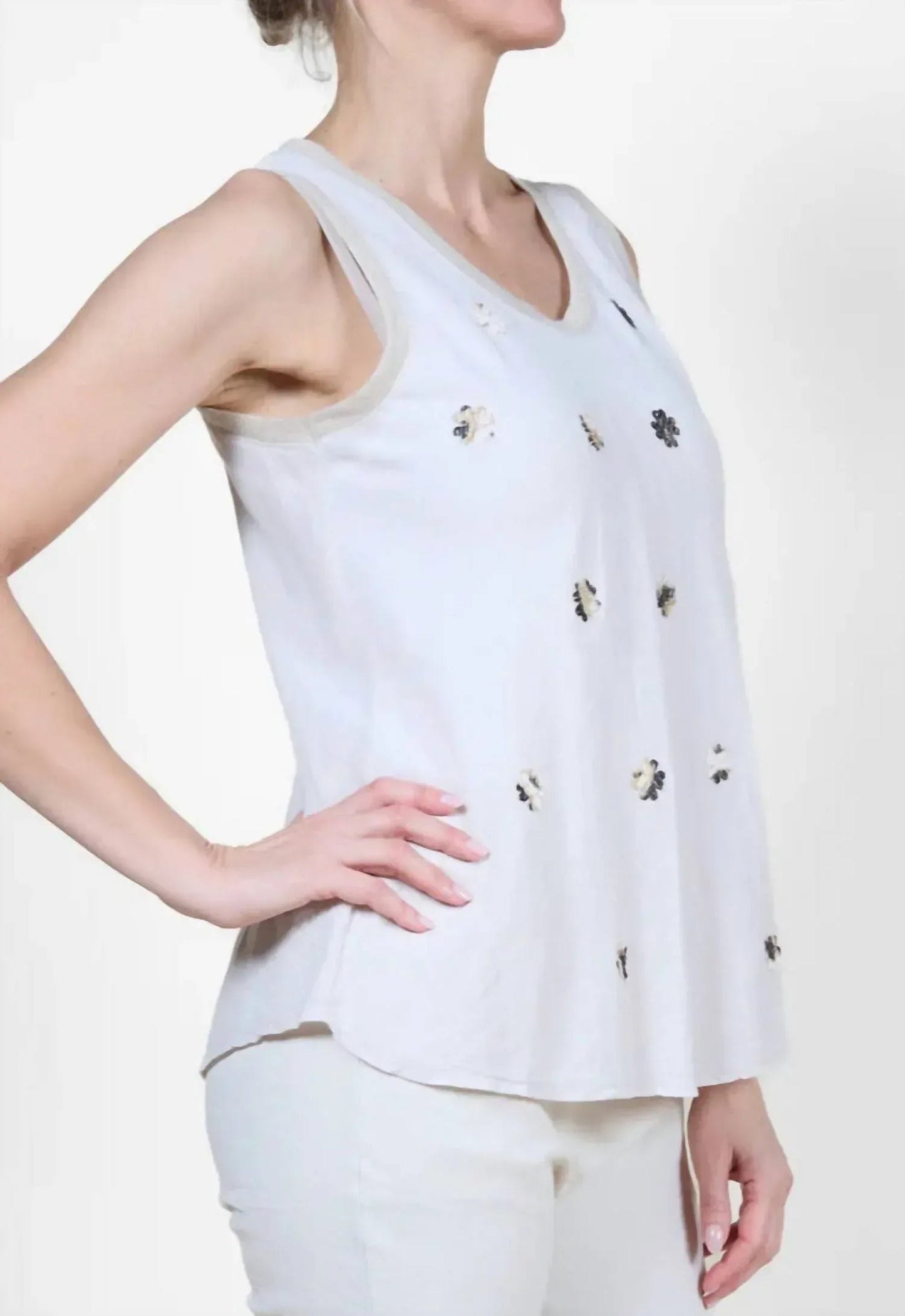 Ärmelloses Tanktop mit floraler Allover-Applikation