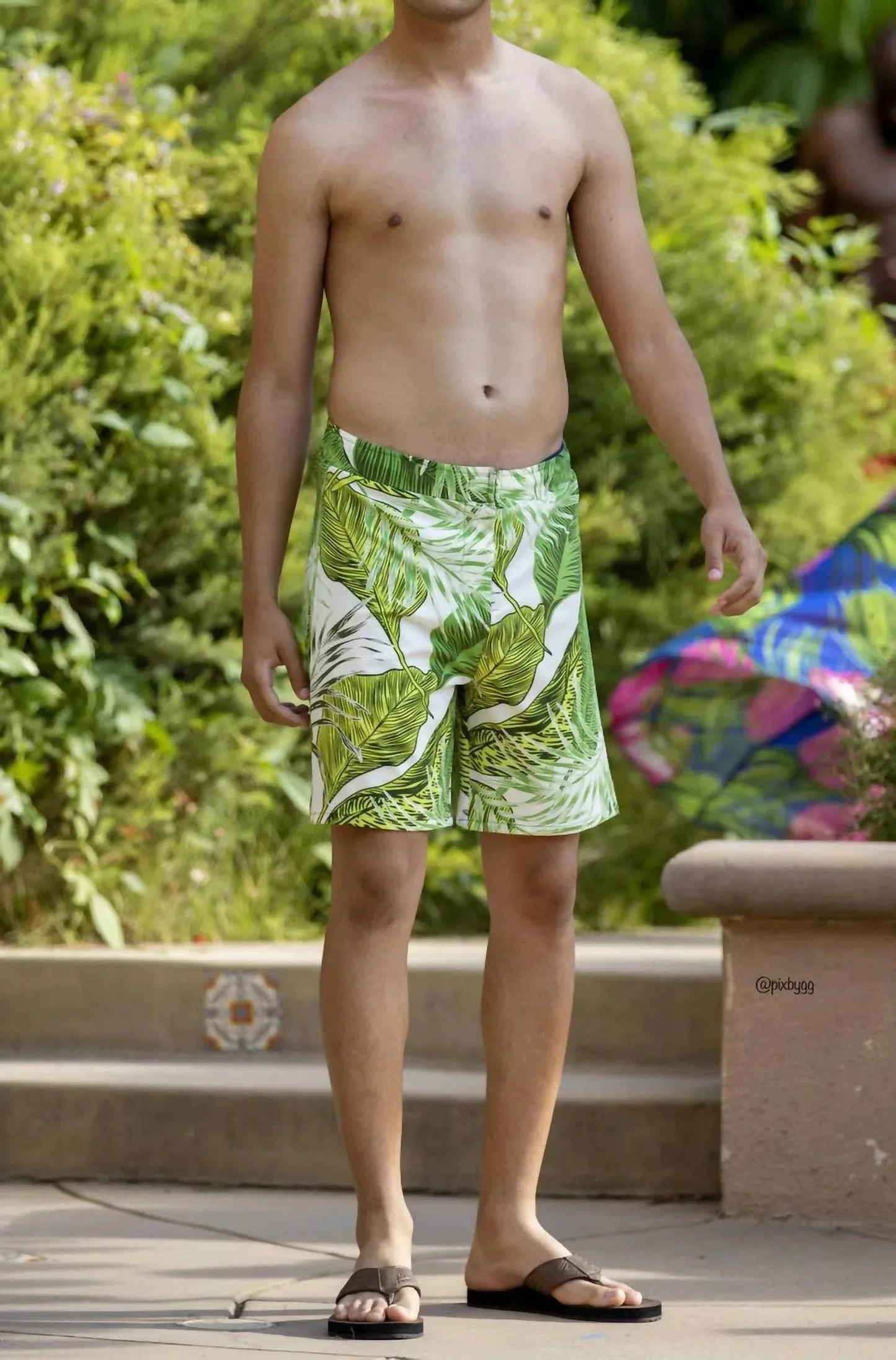 Boardshort mit Klettverschluss