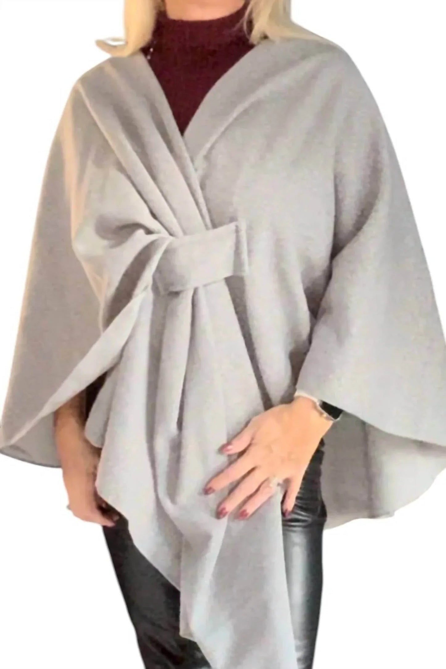 Knotenwickel-Cape Strickponcho