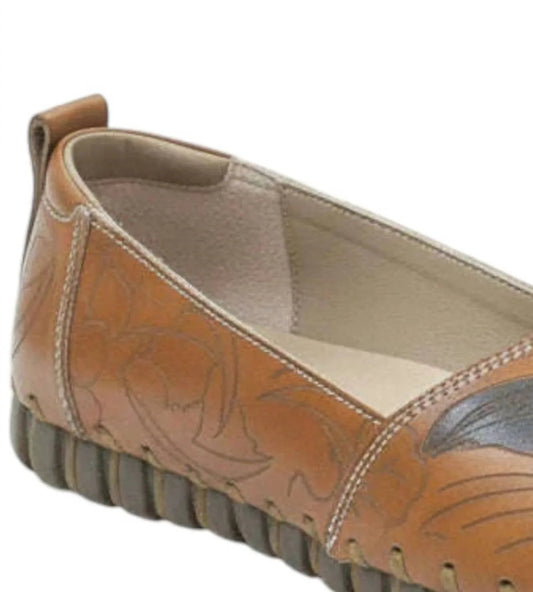 Women's Modesty Flat