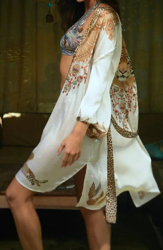 Verführerischer Tiger-Kimono