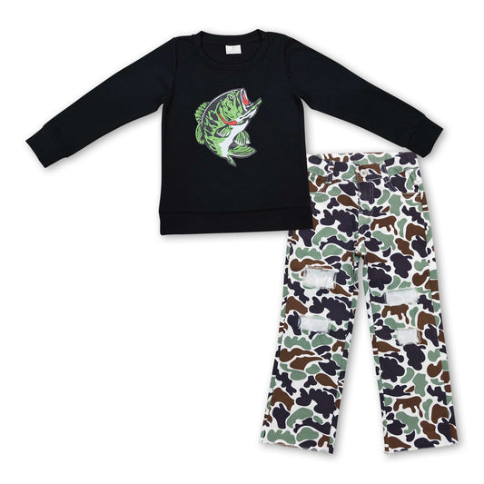 Fisch-Vinyl, schwarzes Baumwolltop, Camo-Jeans, Jungen-Outfits