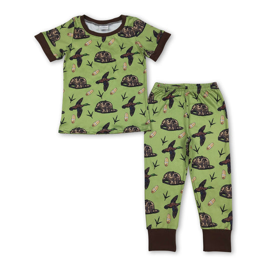 Grüner Kurzarm-Camo-Hut Enten-Schlafanzug für Baby Jungen