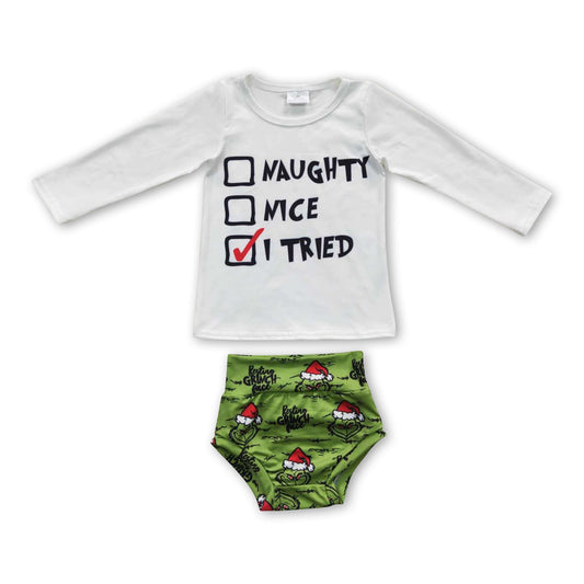 Ich habe grüne Bummies für kleine Mädchen zu Weihnachten ausprobiert