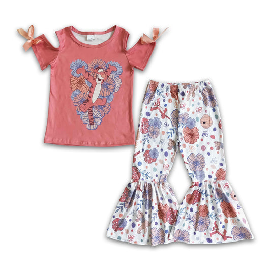 Tiger-Shirt, geblümte Hose, süße Outfits für Mädchen