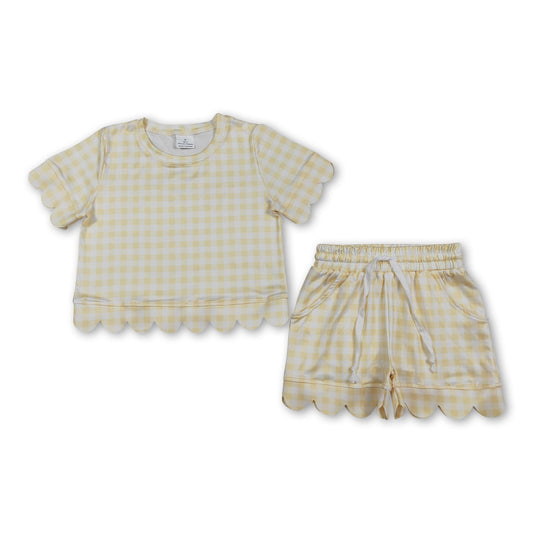 Yellow plaid scallop top shorts girls summer outfit