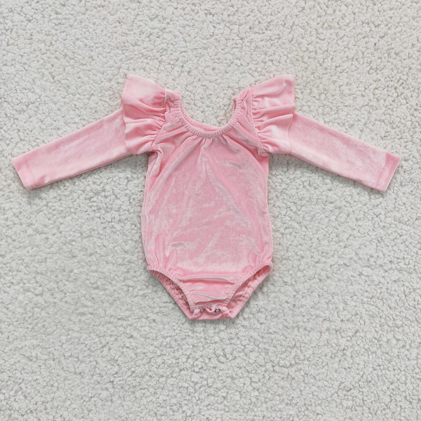 Rosa Samt-Strampler für Baby-Mädchen mit langen Ärmeln