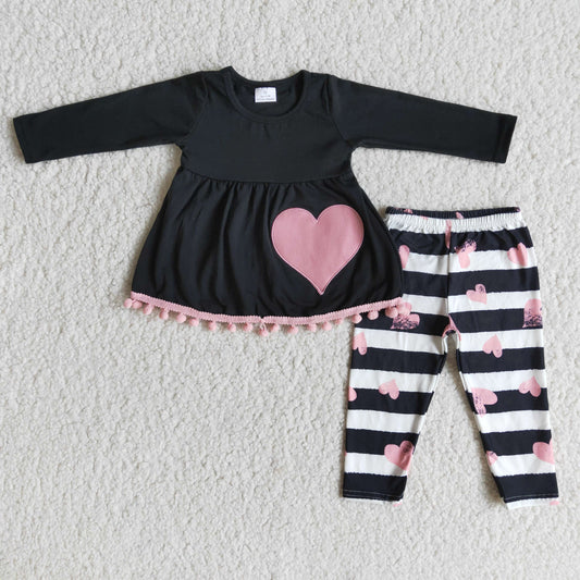Herzstickerei-Pompon-Tunika-Leggings-Set, Mädchen-Valentinskleidung