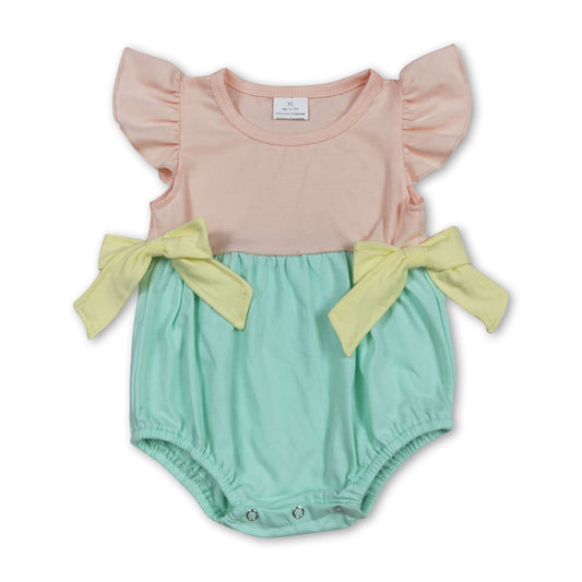 Sommerstrampler aus Baumwoll-Patchwork mit flatternden Ärmeln für Baby-Mädchen
