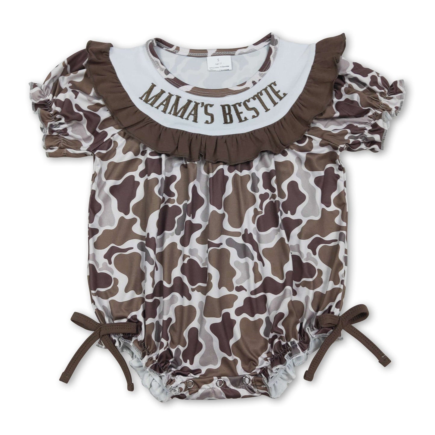 Kurzärmeliger Mama's Bestie Stickerei Camo Strampler für Mädchen