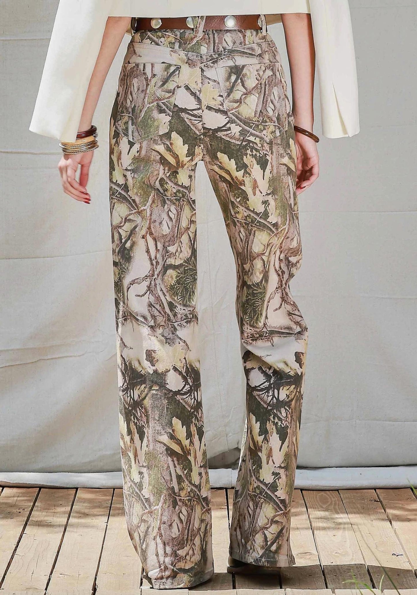 High-Rise-Jeans mit weitem Bein