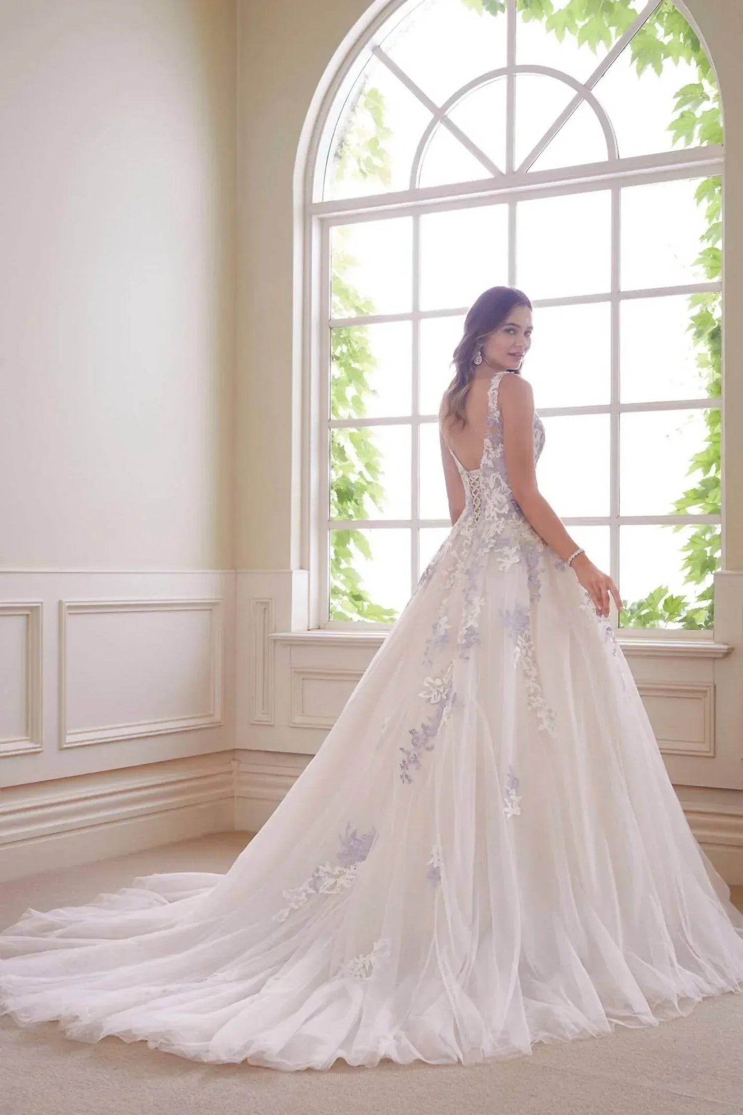 Hochzeitskleid Tansanit