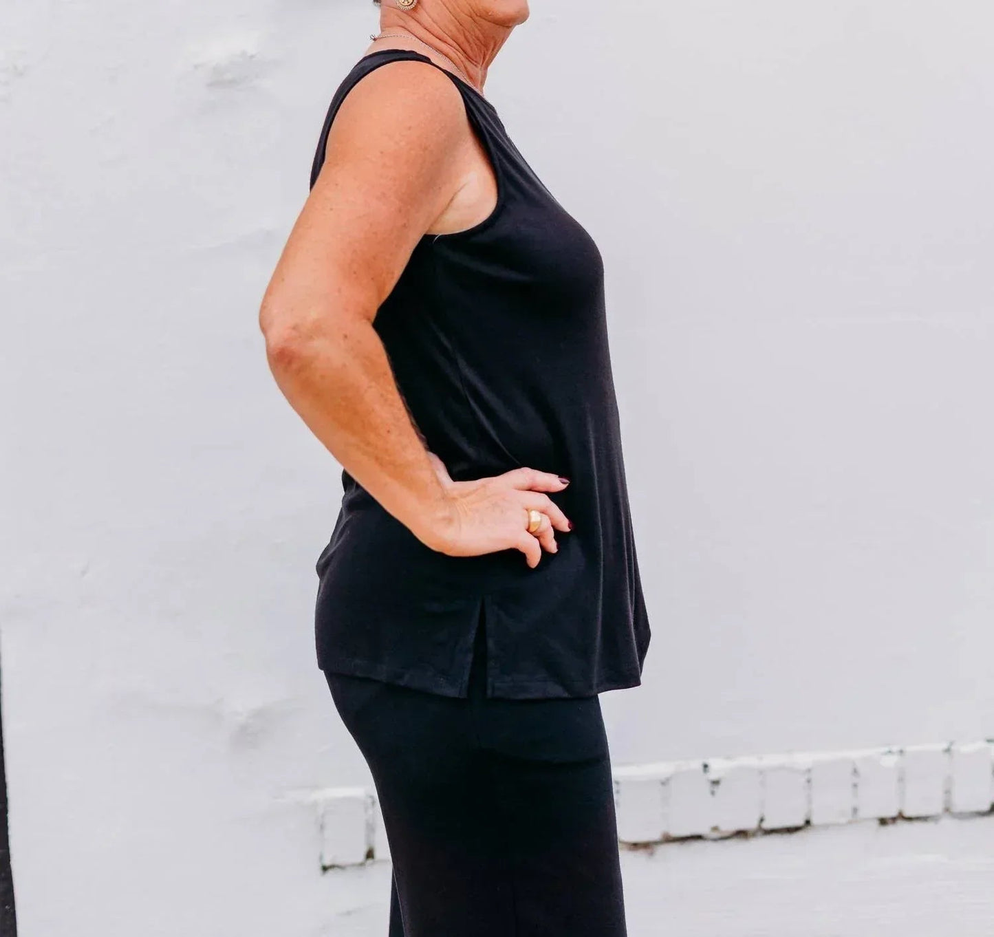 Boat Neck Sleeveless Knit Tunic