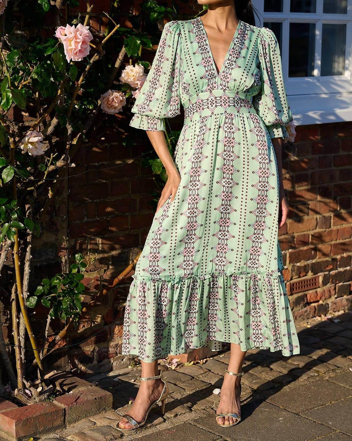 Sophia Rüschenkleid