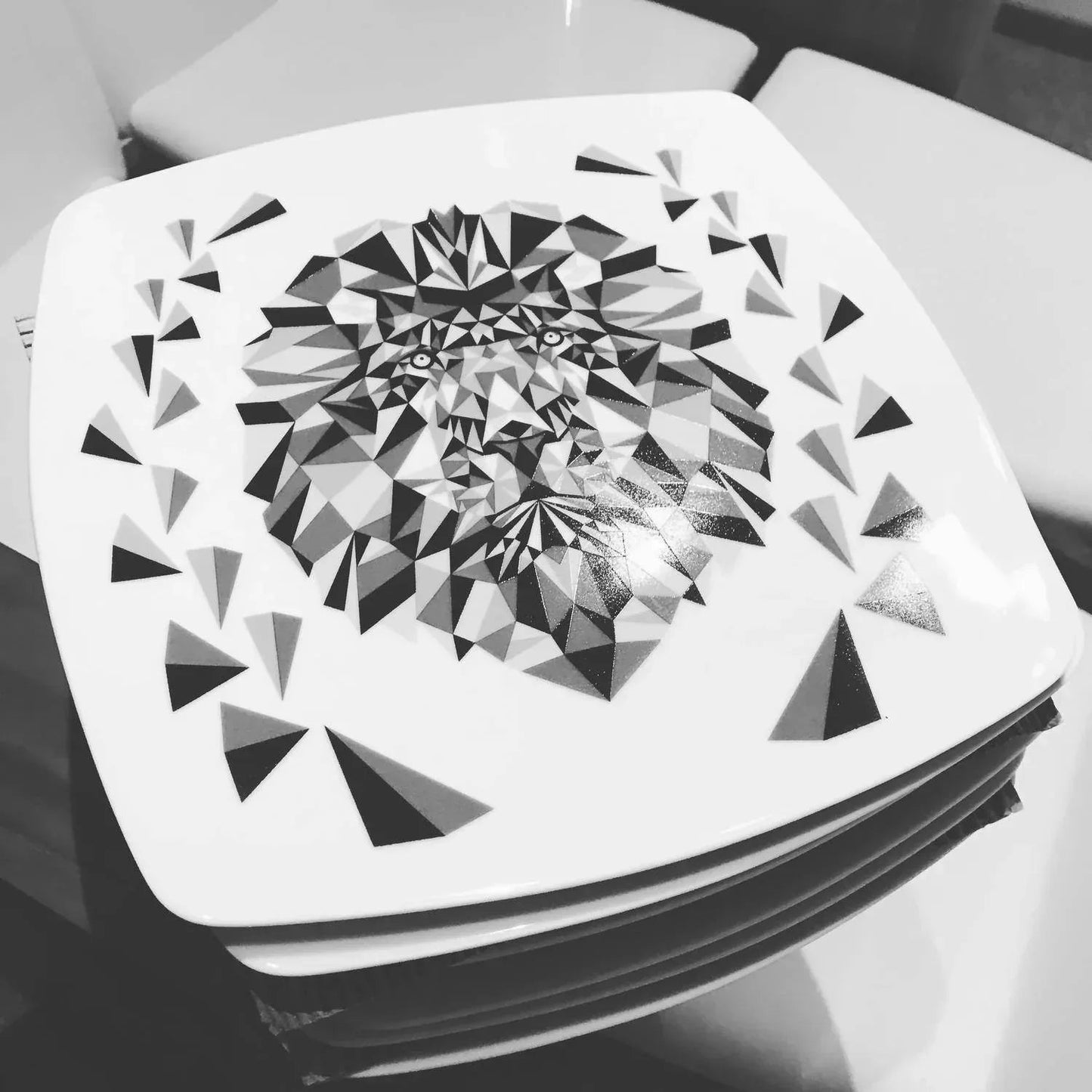 Leonid Geometric Porcelain Plate Set