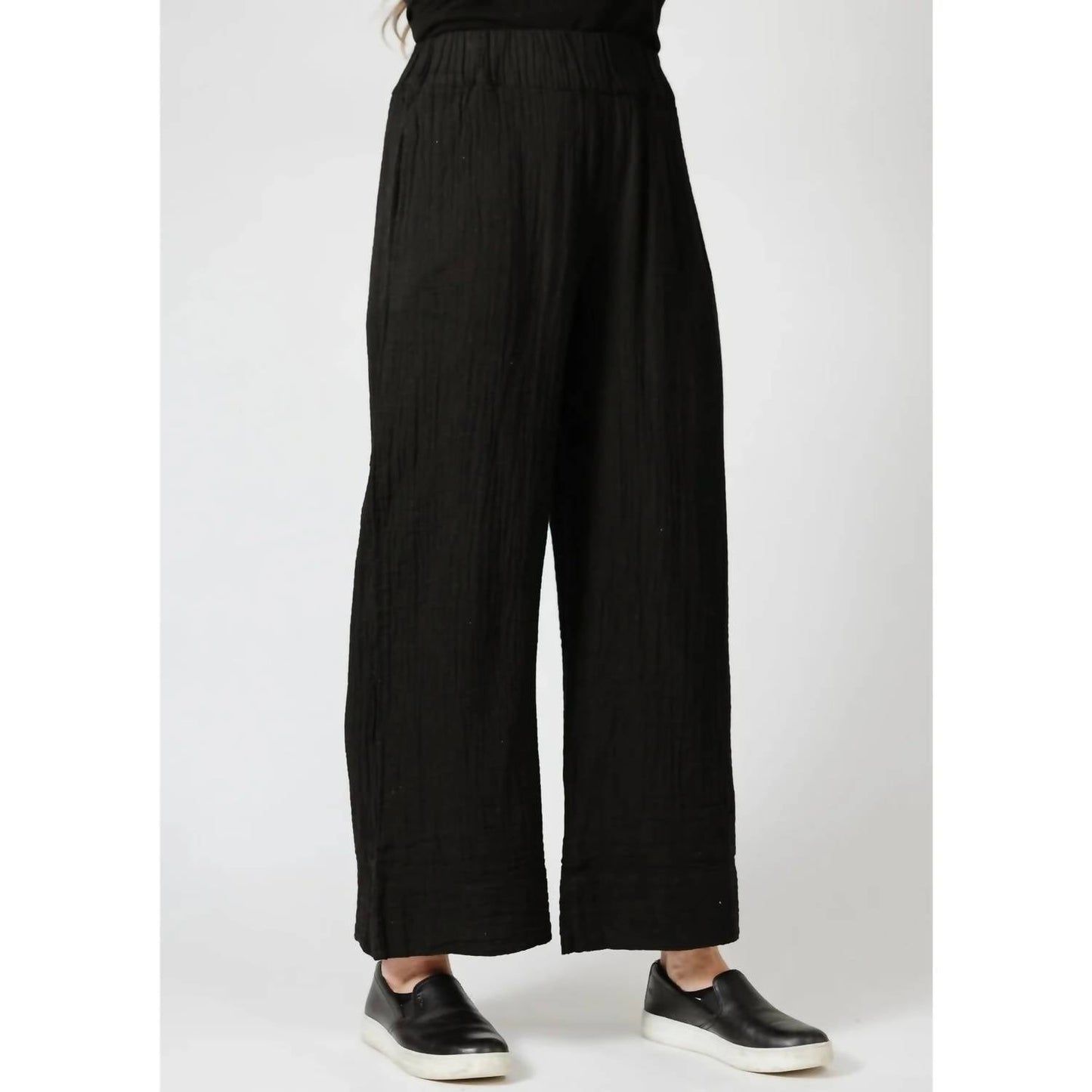 Reyana Cropped Hose