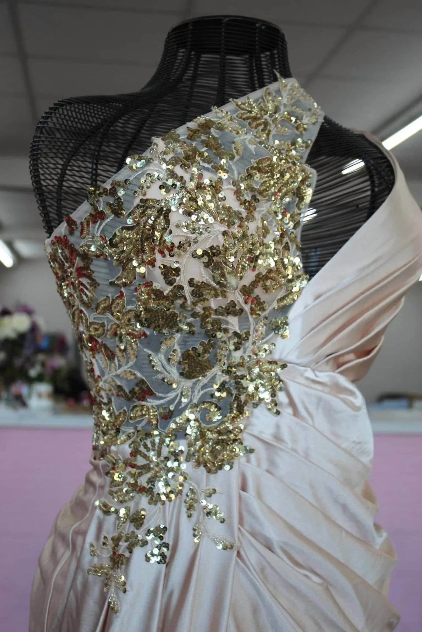 Women's Showpiece Dress