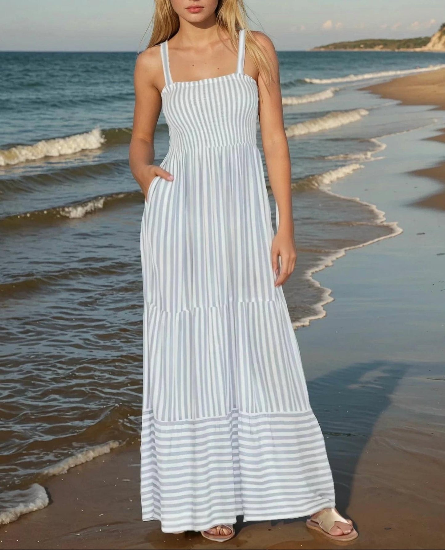 Ärmelloses Maxikleid als Überwurf