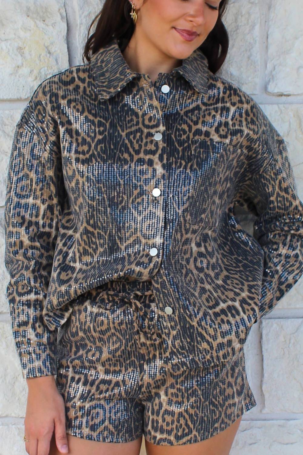 Langärmlige Jacke mit Knopfleiste