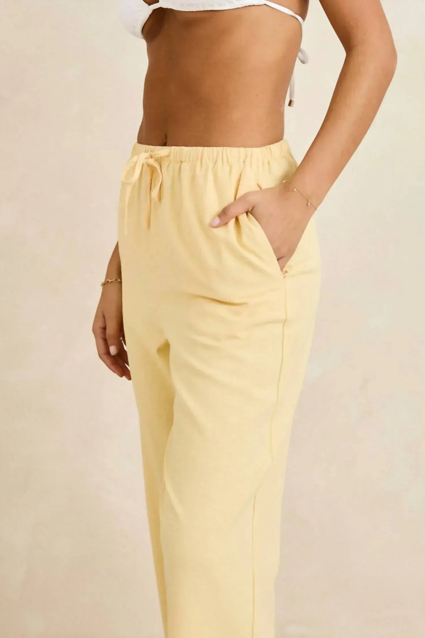 Klassische Hose mit Kordelzug
