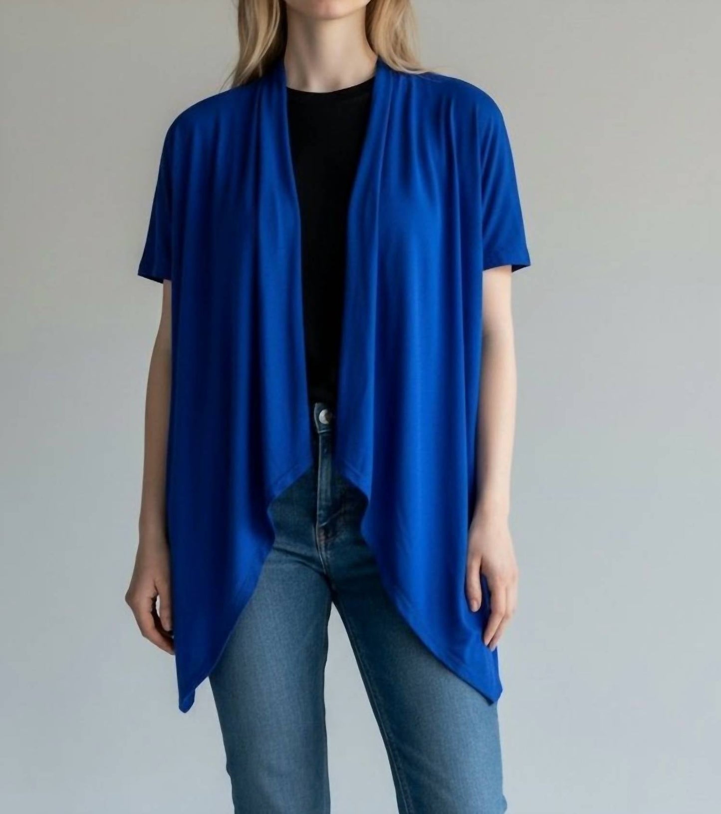 Kurzarm-Strickjacke