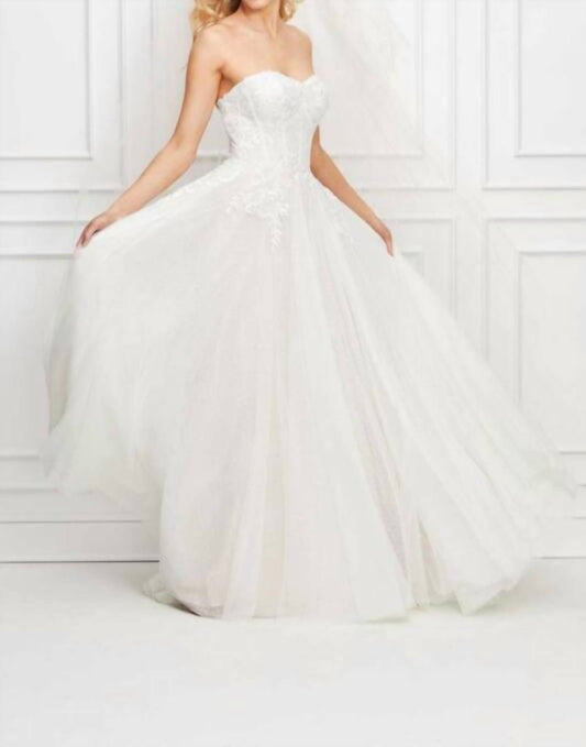 Jillie Brautkleid mit Herzausschnitt