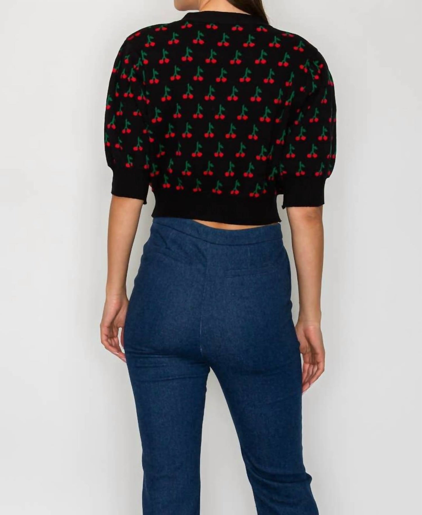 Süßer Kirsch-Crop-Pullover