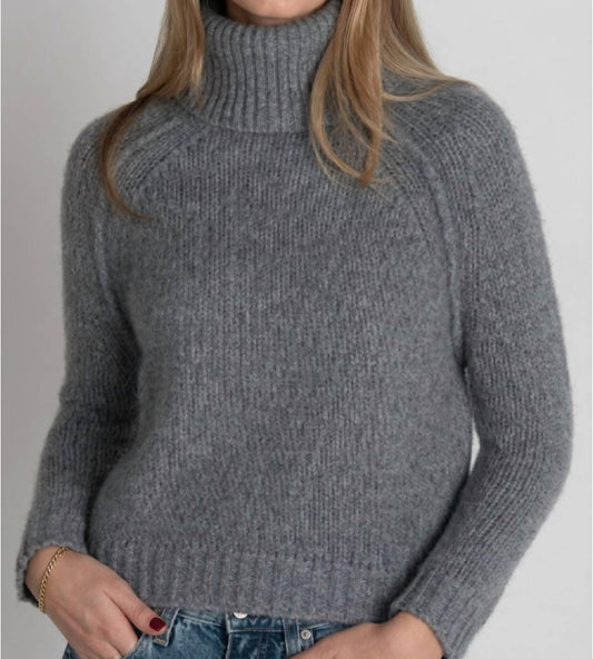 Gestrickter Rollkragenpullover