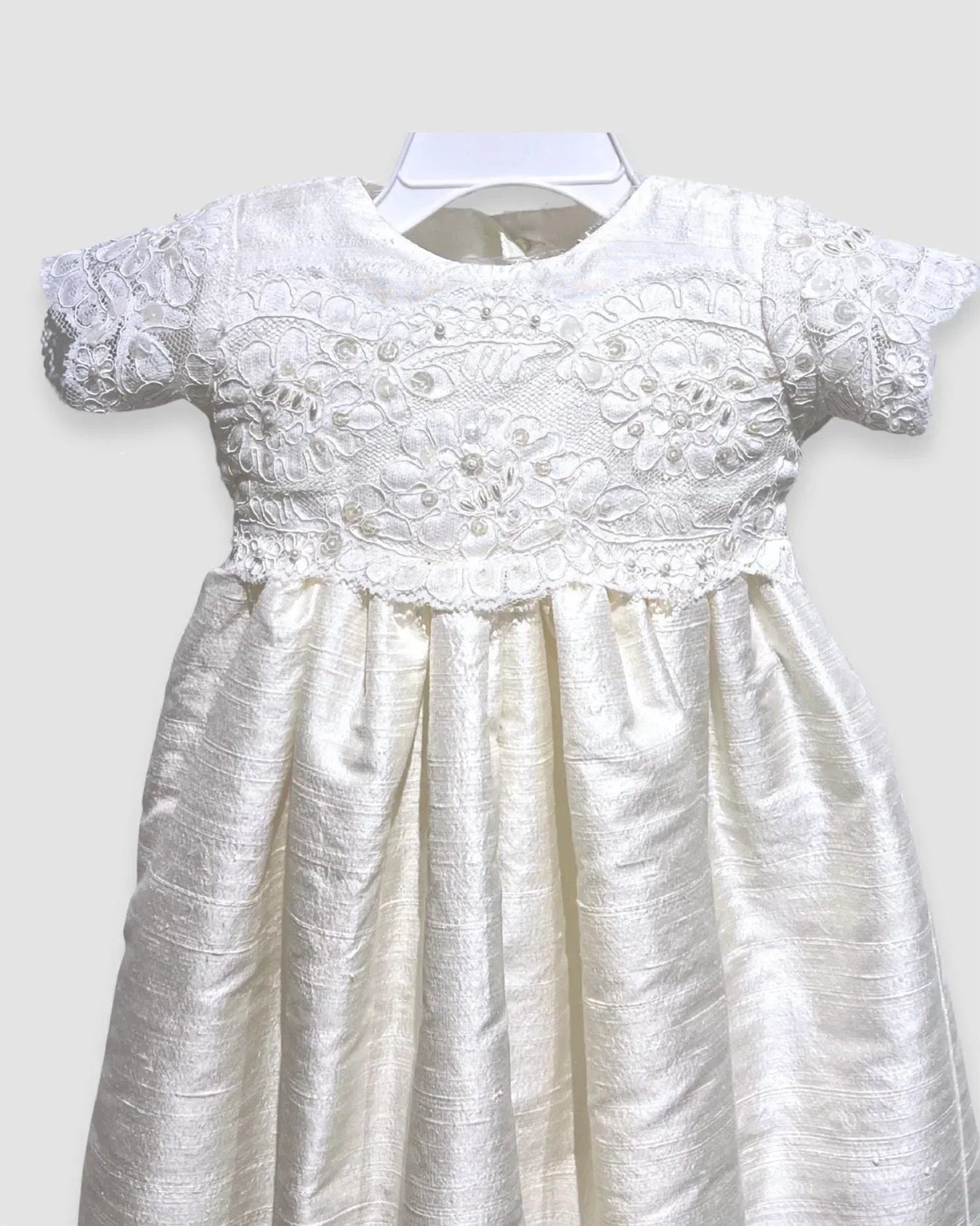 Mädchen zweiteiliges Seidenkleid mit Spitze und Perlen