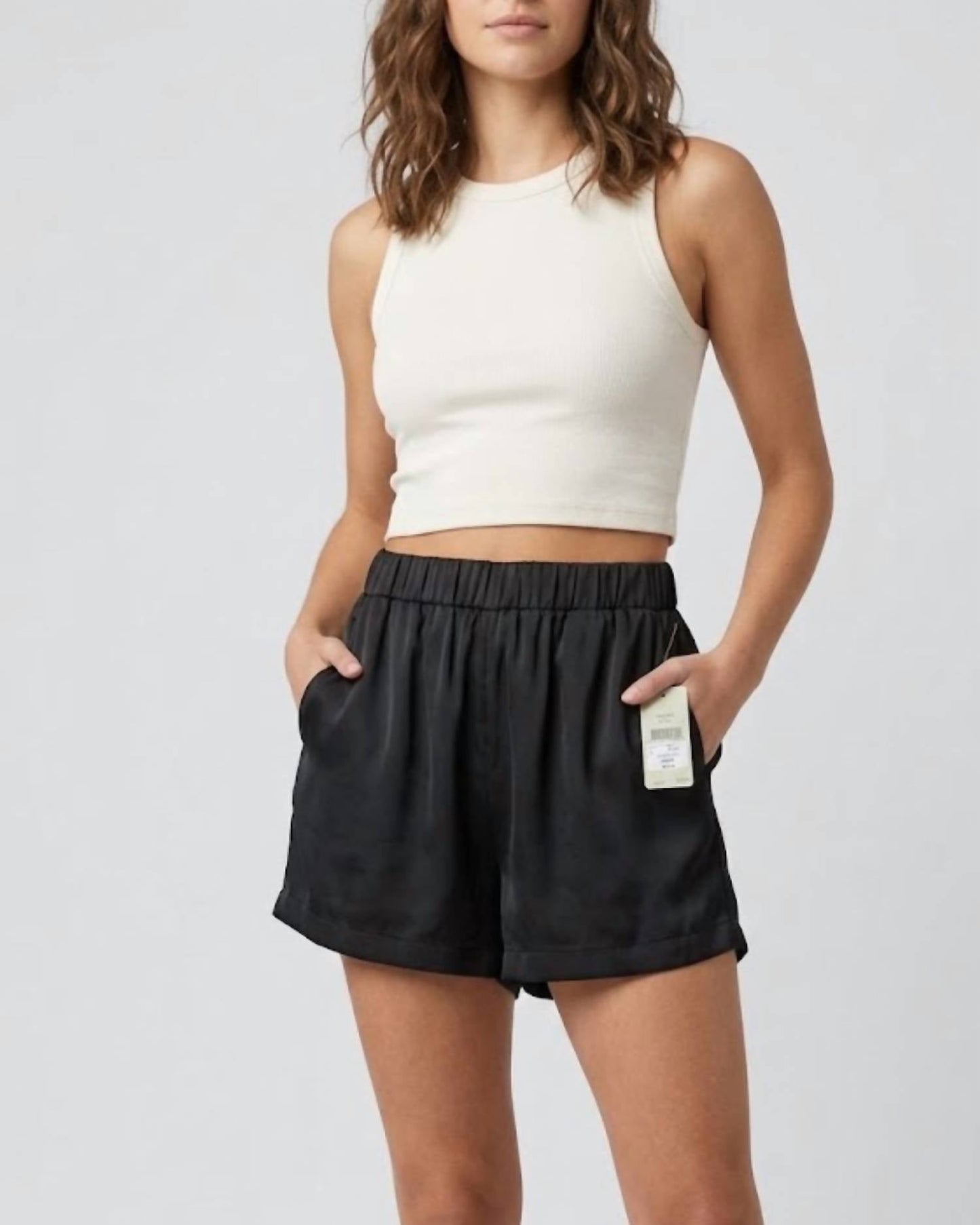 Patti Schlupfshorts mit schrägen Eingrifftaschen