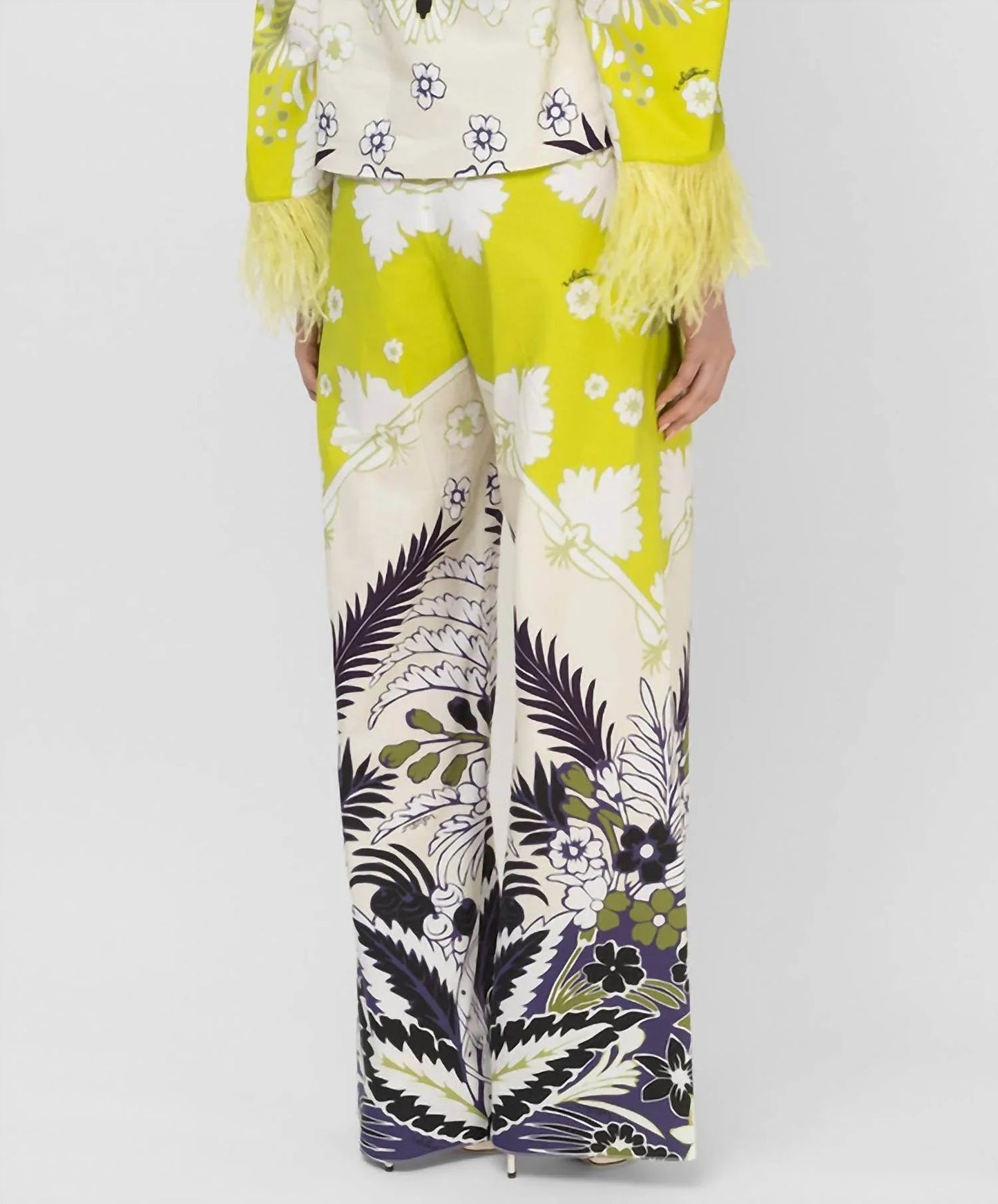 Tropical World Arazzo Printed Pants
