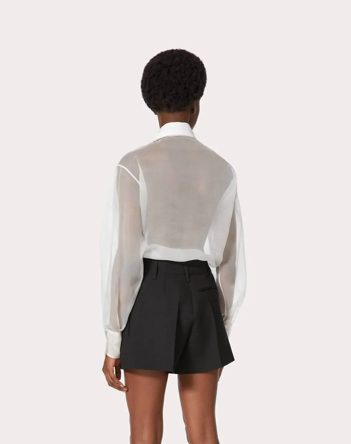 Besticktes Organza-Hemd