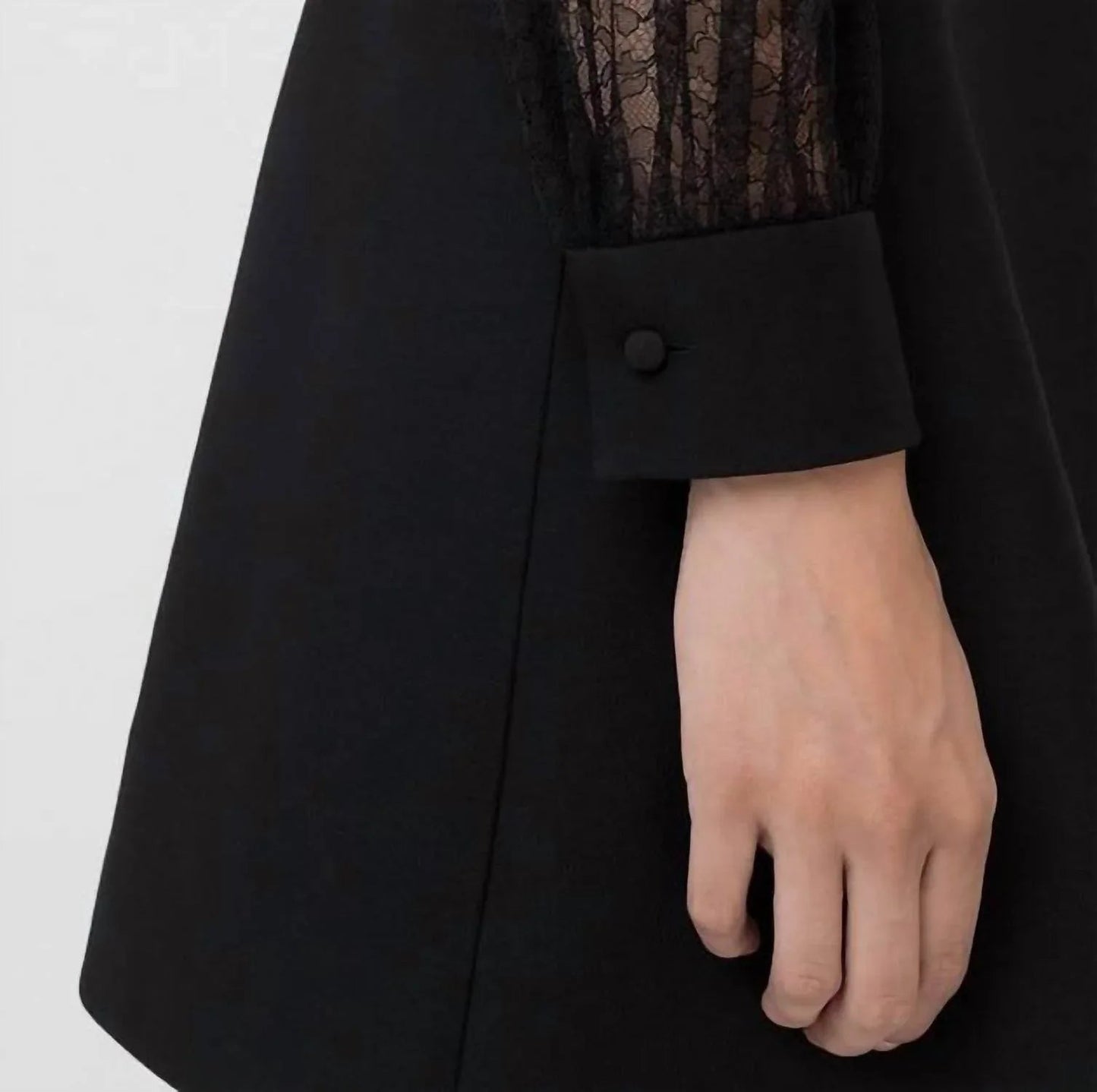 Kleid mit Spitzeinsatz