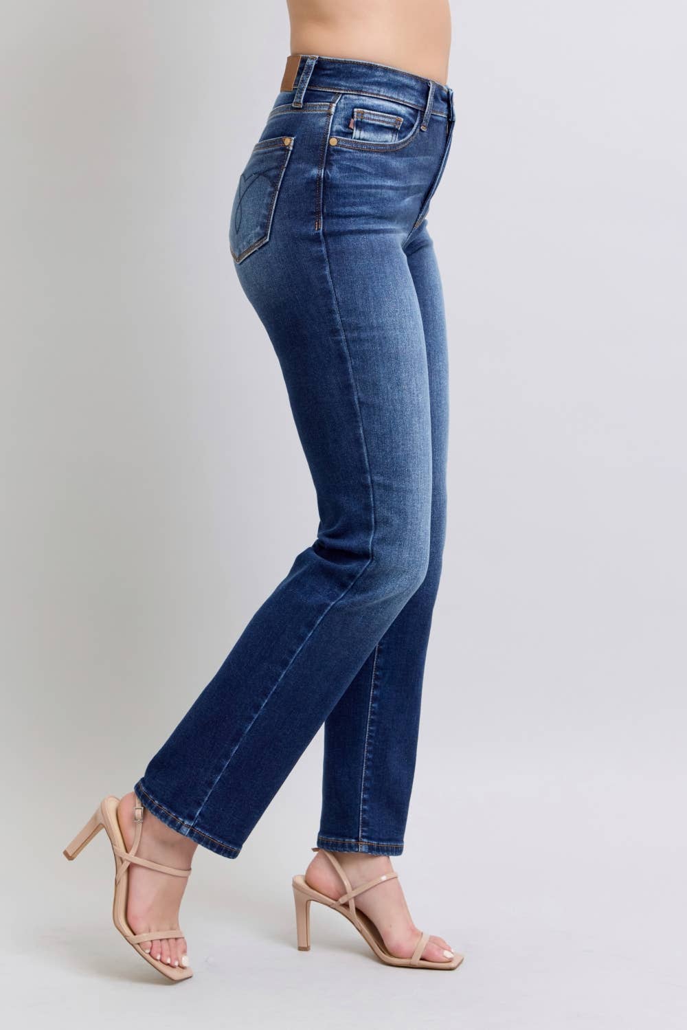 Lara - Vintage Wash Thermal Straight Jeans