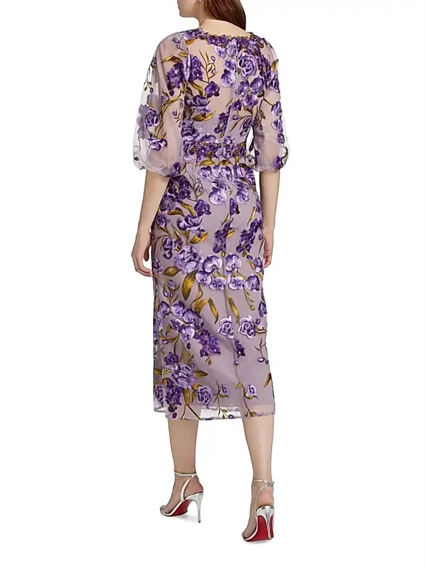 Cocktailkleid aus besticktem Tüll mit Orchideen- und Rosenmotiv