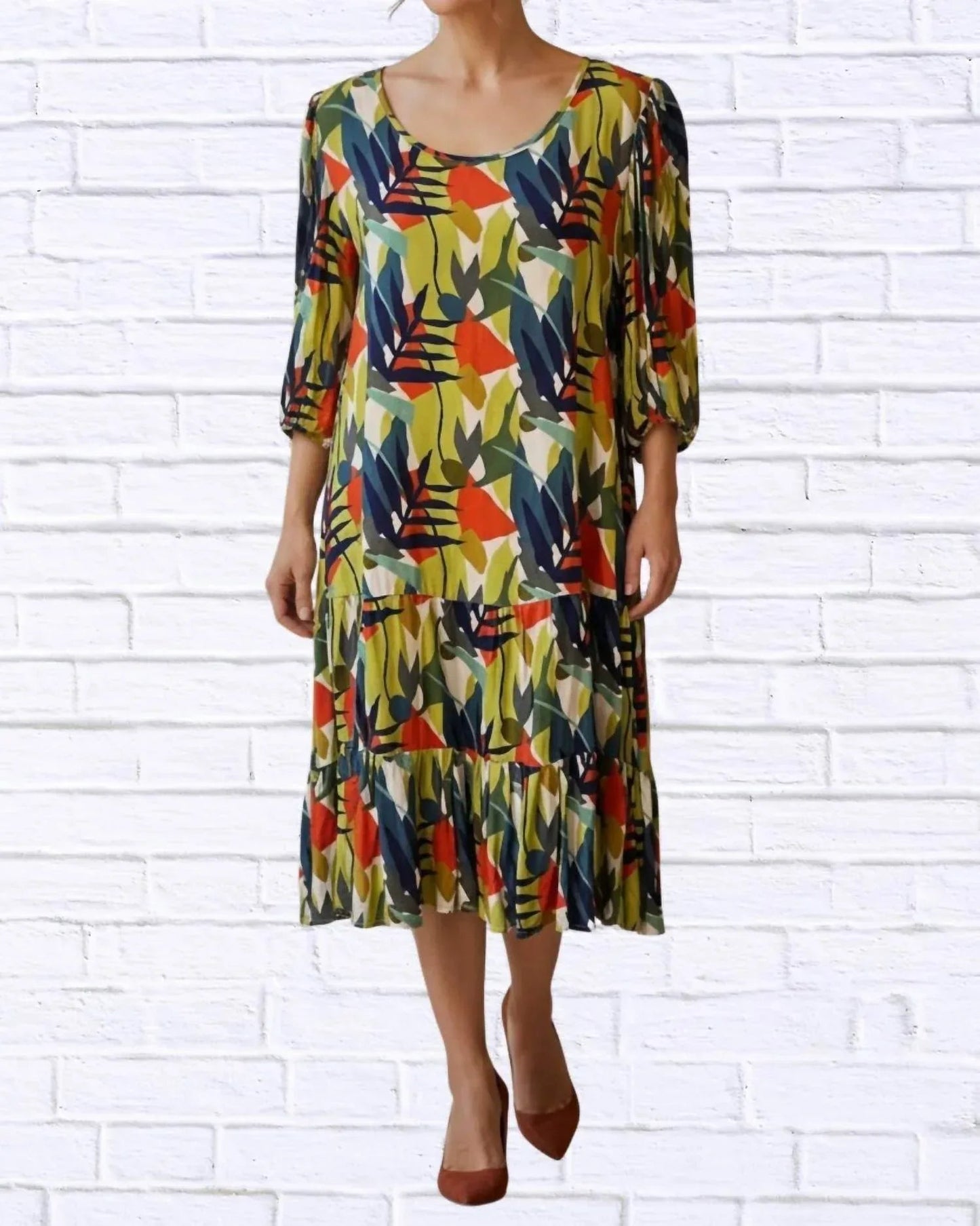Midi-Kleid aus Webstoff mit abstraktem Blattdruck
