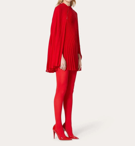 Zweilagiges Faltenkleid