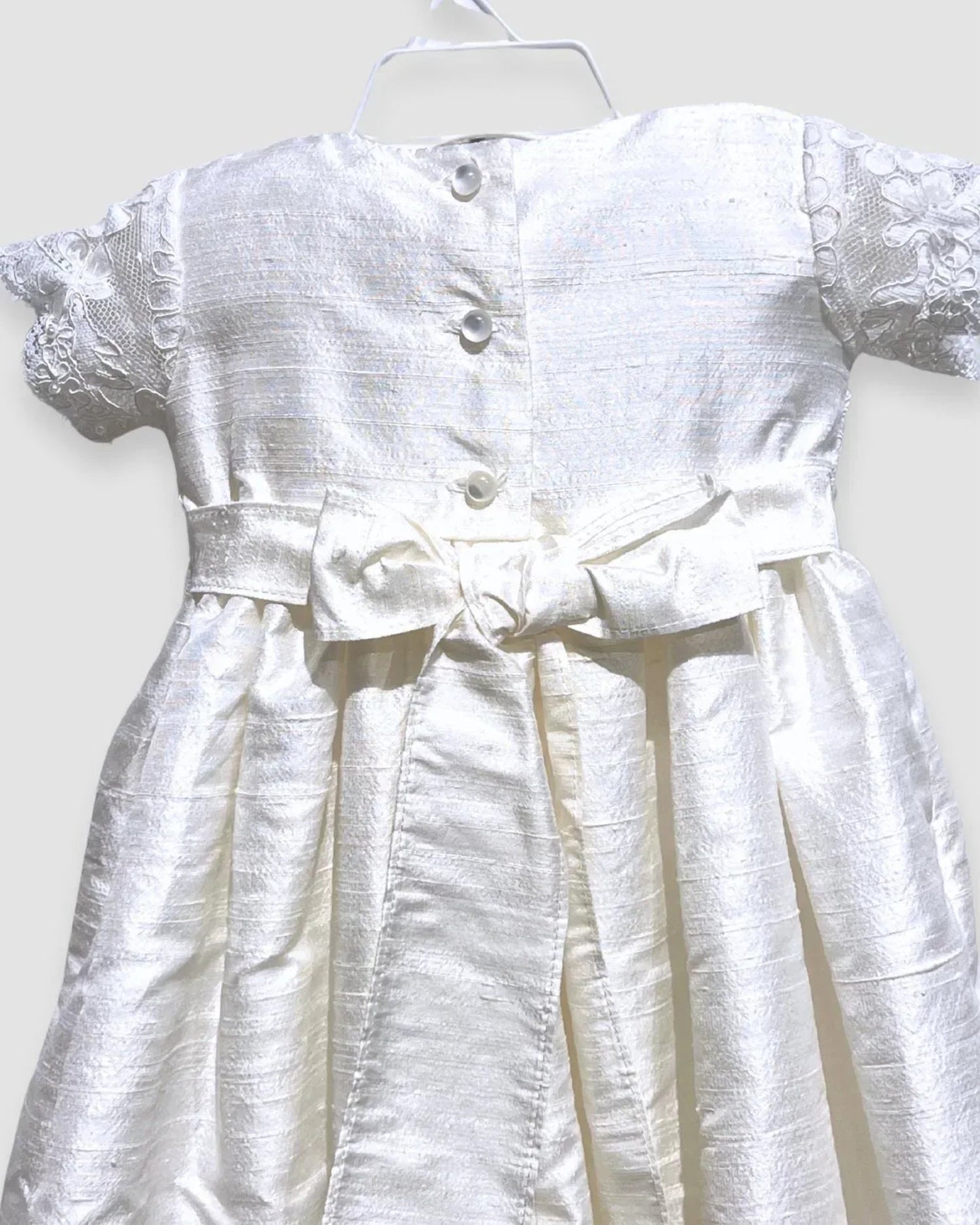 Mädchen zweiteiliges Seidenkleid mit Spitze und Perlen