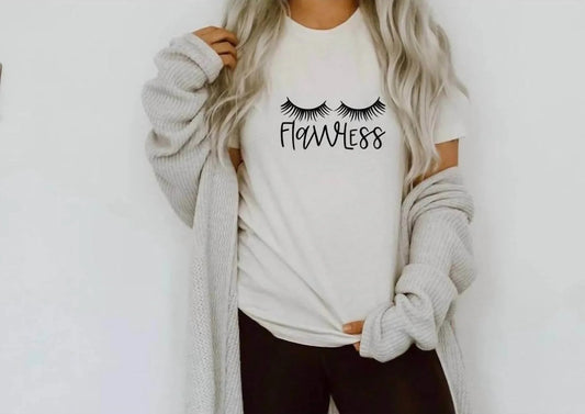Makelloses Wimpern-Grafik-T-Shirt