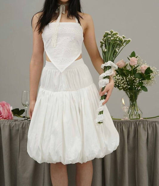 Rock mit aufspringender Form