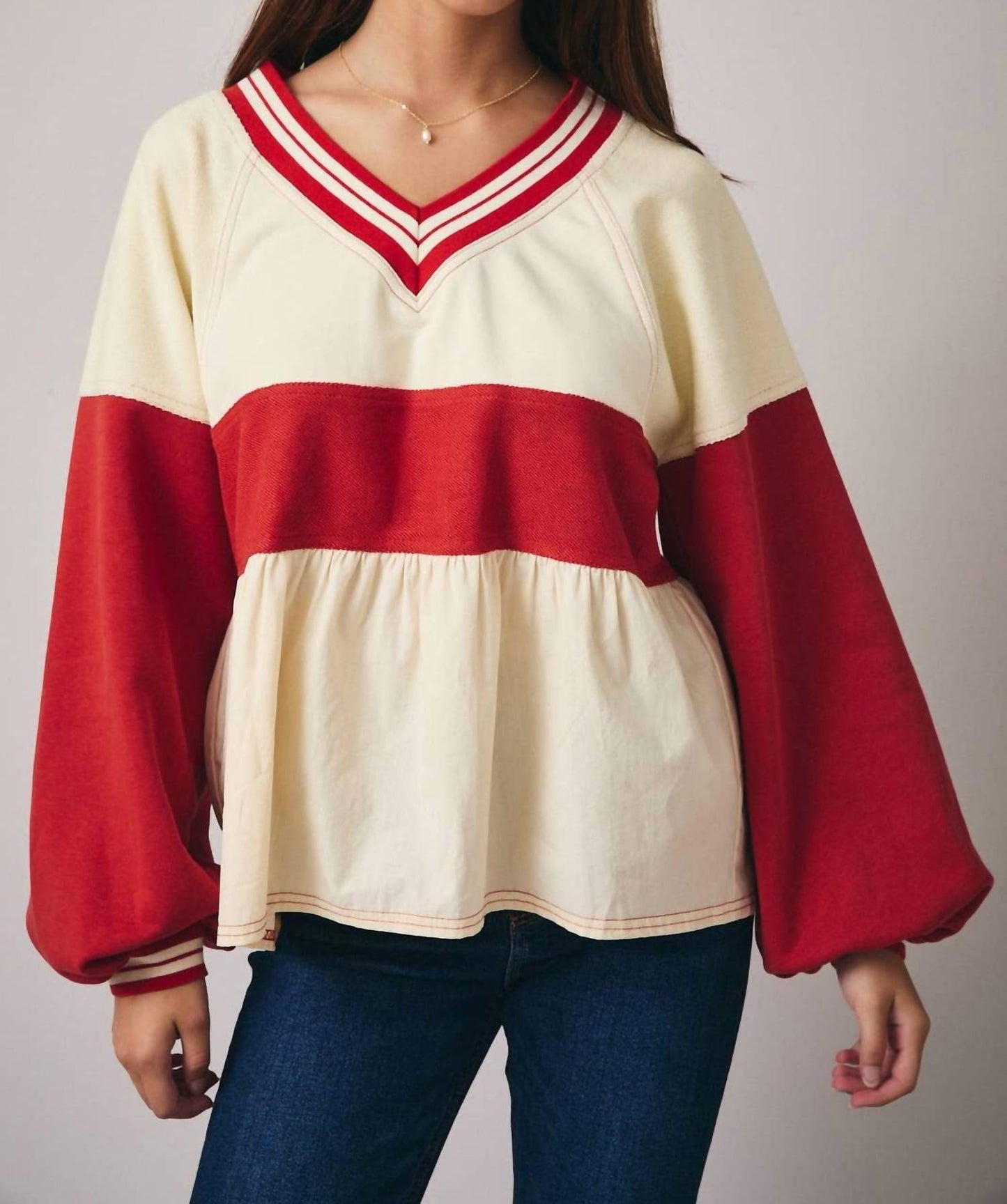 Babydoll-Oberteil mit V-Ausschnitt und Colorblock-Design