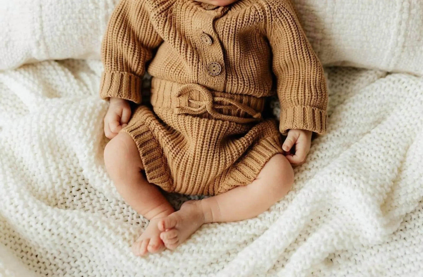 Baby Quinn Pullover- und Bloomer-Set