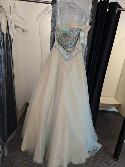 Women's Elegant Beaded Corset Formal Gown