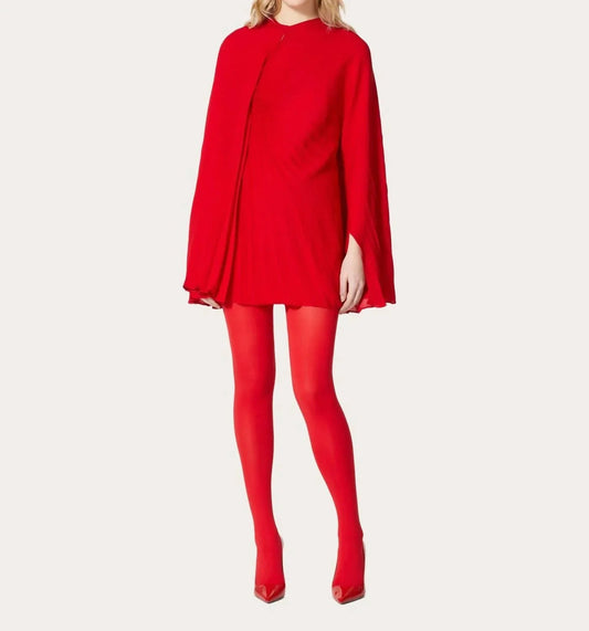 Zweilagiges Faltenkleid