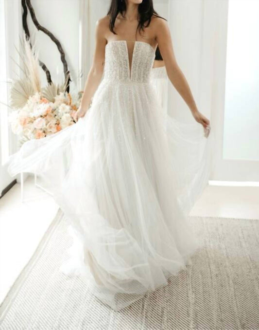 Aeryn Perlenbesetztes trägerloses Hochzeitskleid