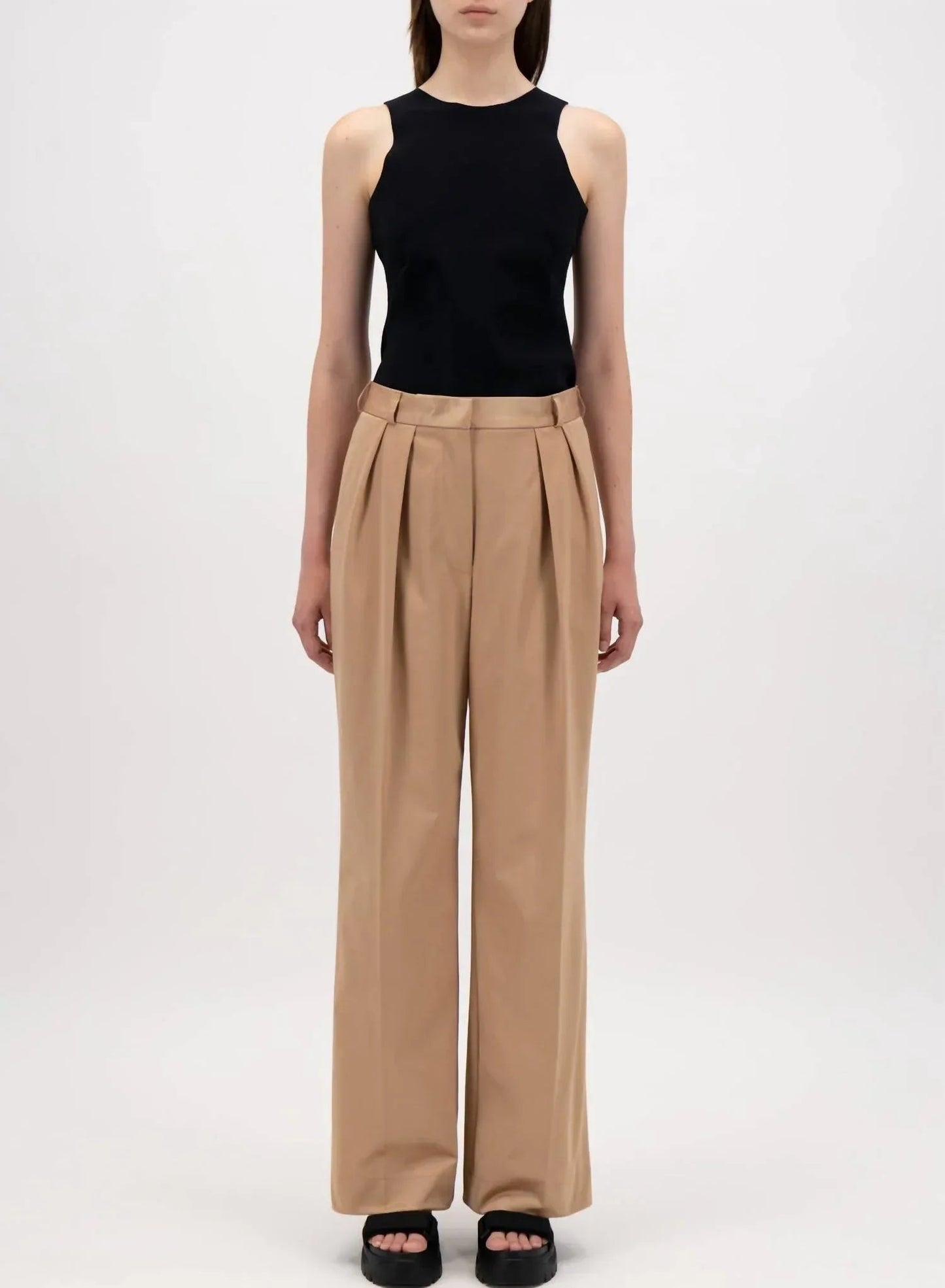 Pleated Wide Leg Trouser