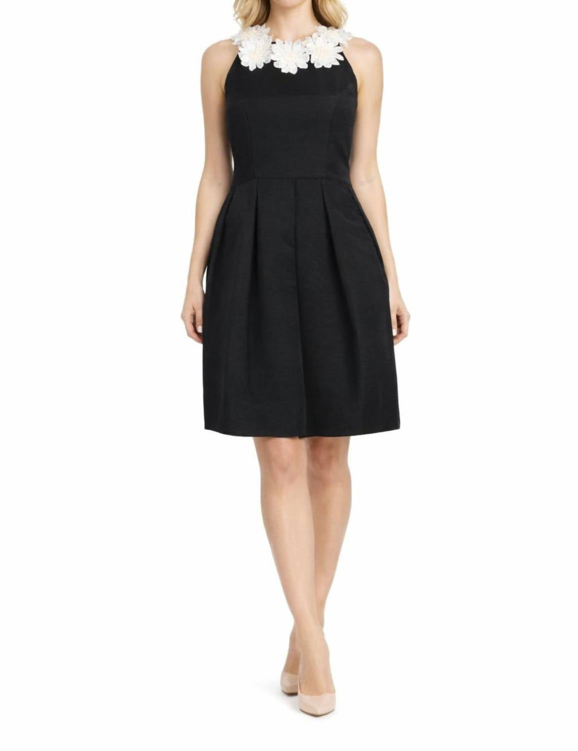 Sleeveless Flower Applique Ottoman Dress