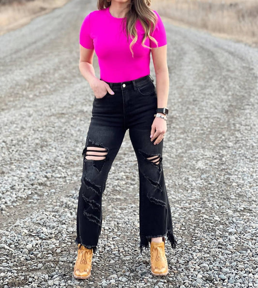 Urbane Jeans mit gekürztem Saum und Used-Look