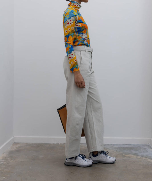 Curved Belted Chino Pants